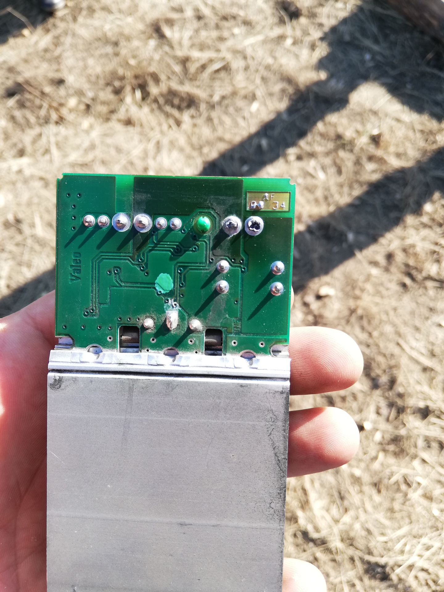 Help не дует вентилятор печки — Peugeot 406, 2,1 л, 1996 года | своими ...