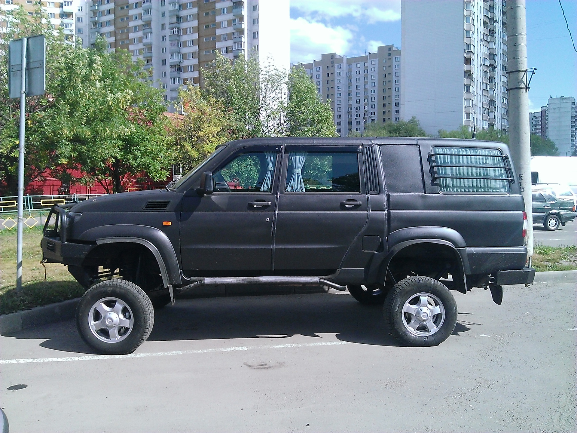 Удлинить кузов уаз. Удлинить кузов уаз. Уаз 3303 бортовой рама. Усиление кузова уаз хантер. Удлиненный уаз 469 буханка.