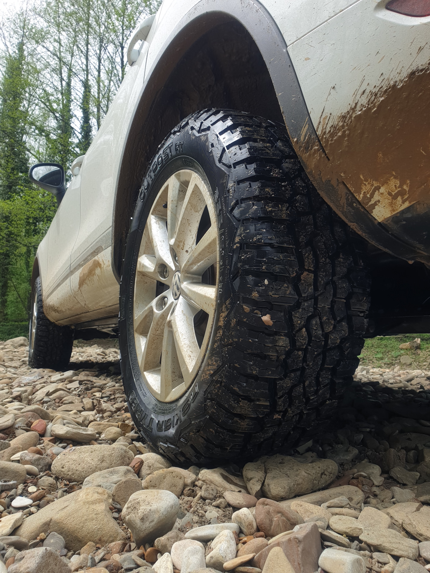 Про Nokian Tyres 235/65R17 108T XL Outpost AT TL — Volkswagen Touareg ...
