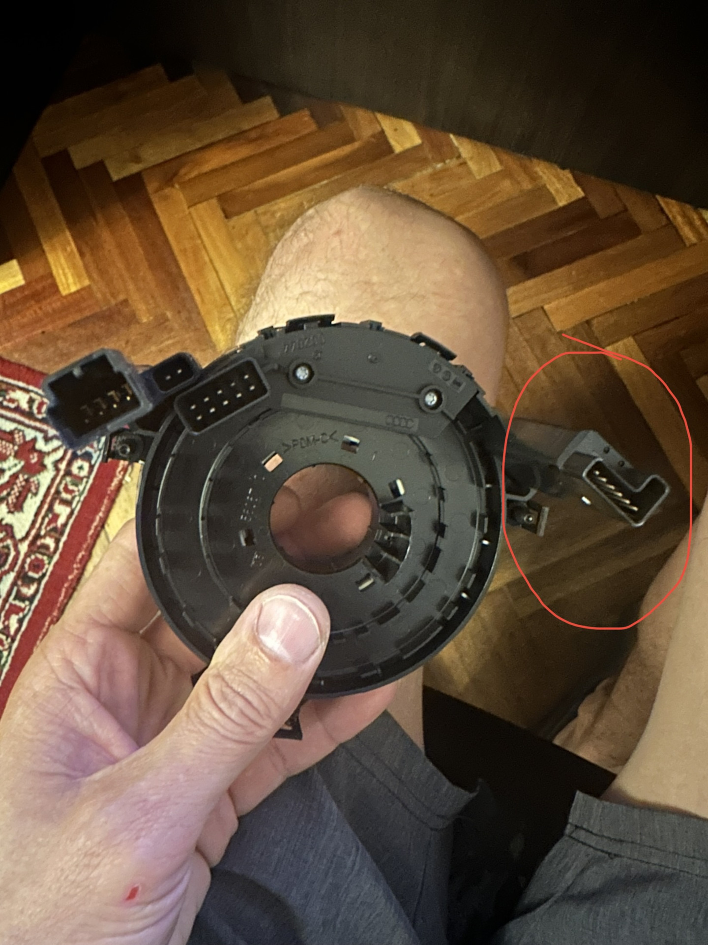 Шлейф подрулевой А6 С6 — Audi A6 (C6), 3,2 л, 2004 года | поломка | DRIVE2