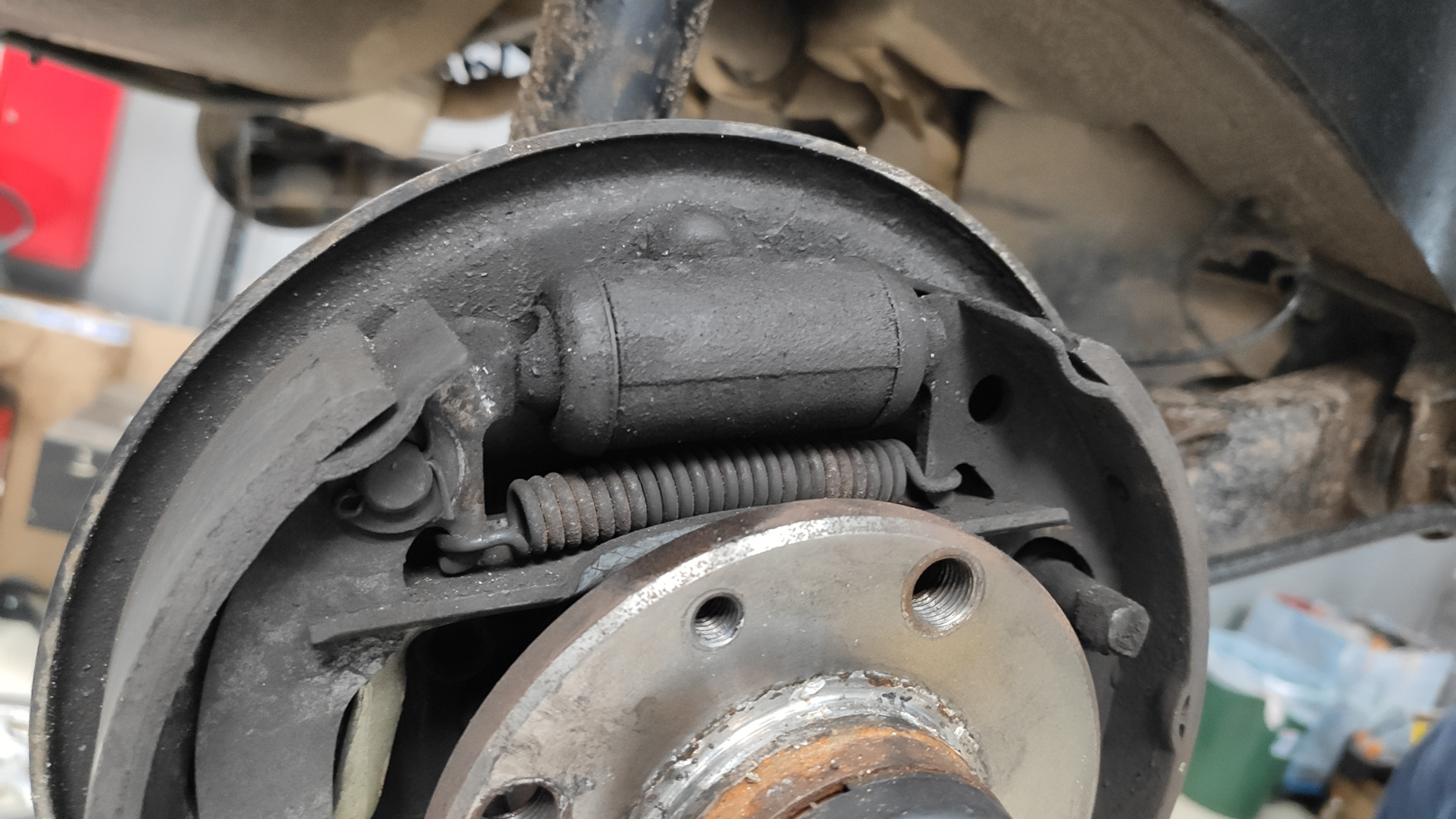 Задние тормоза — Datsun on-Do, 1,6 л, 2014 года | визит на сервис | DRIVE2