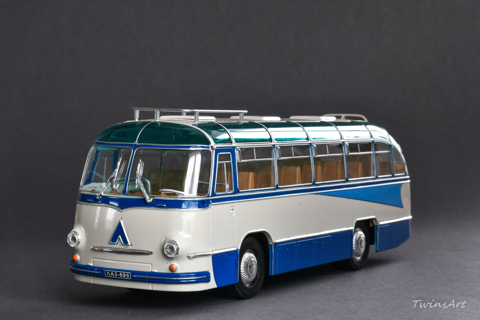 Автобусы лаз 1 43. ЛАЗ 695 CLASSICBUS. ЛАЗ 695е турист. Модель ЛАЗ 695. ЛАЗ-695 турист 1 43.