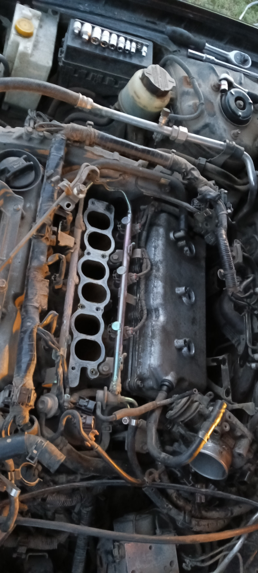 Как заменить датчик детонации? — Nissan Maxima QX (A33), 3 л, 2002 года ...