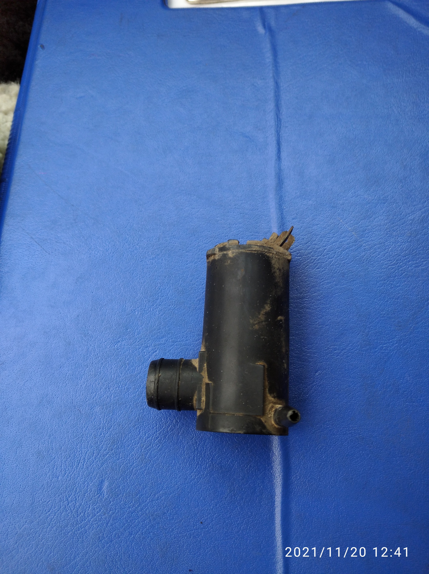 Моторчик омывателя стёкол какой брать? — Mitsubishi Carisma, 1,6 л ...