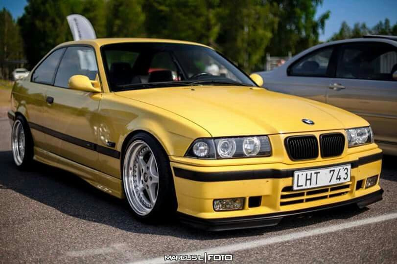 Bmw e36 yellow sedan. Bmw e36 желтая. бмв е36 купе желтая. Bmw e36 yellow. Bmw e36 купе желтая.