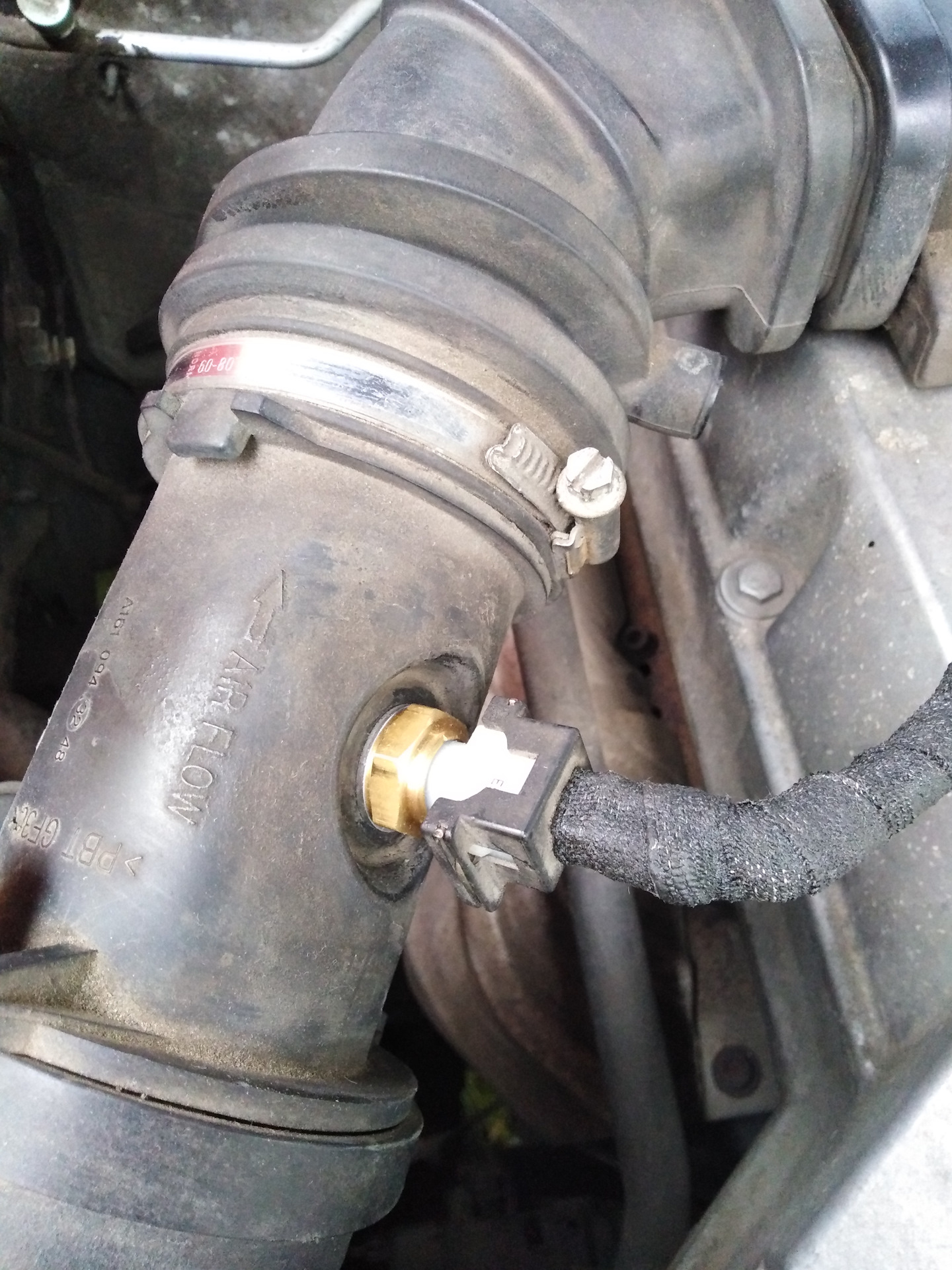 Датчик температуры впускаемого воздуха(ДТВВ) — SsangYong Rexton (1G), 2 ...