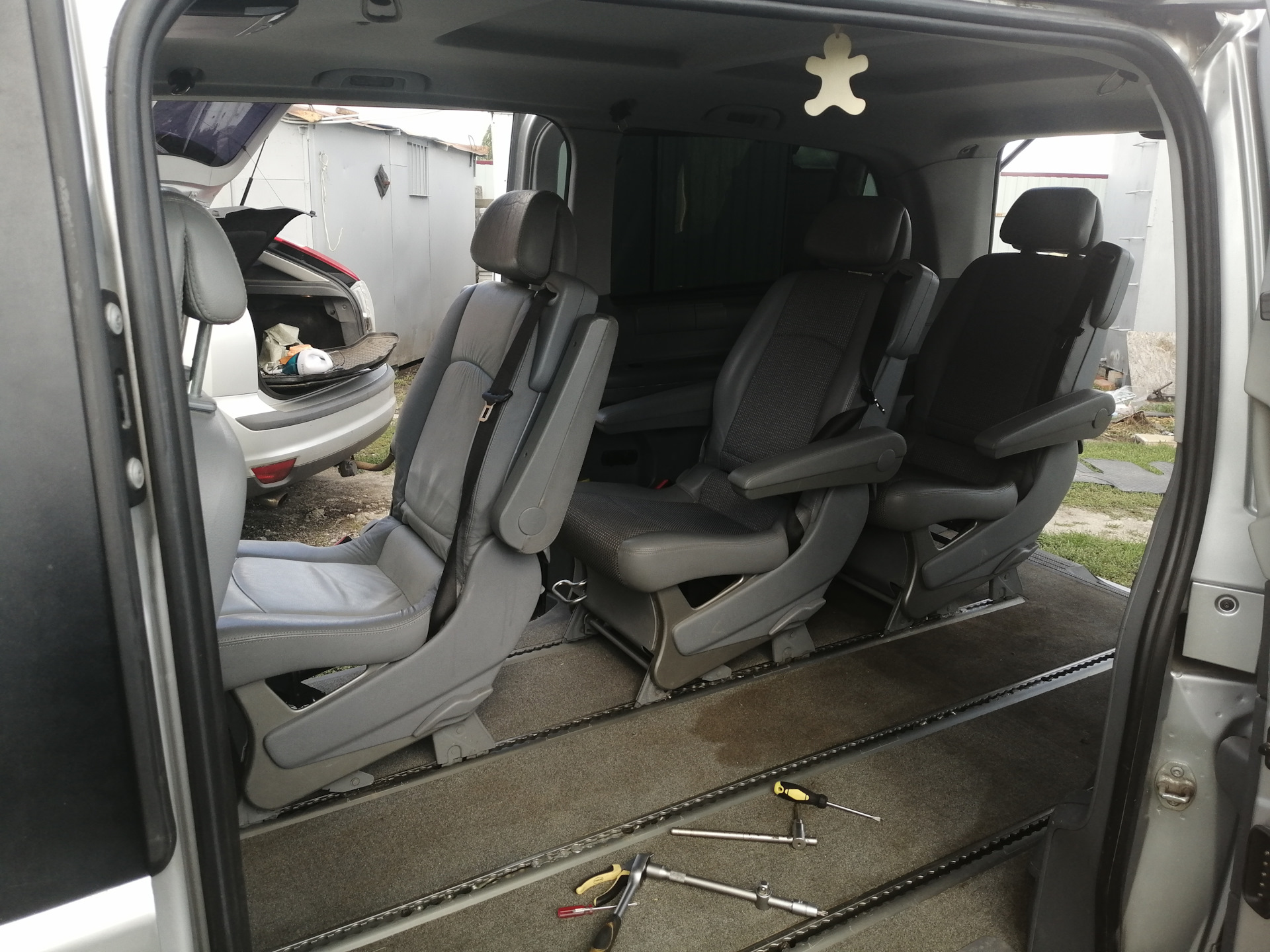 Замена рельс и увеличение места в салоне. — Mercedes-Benz Viano (W639 ...