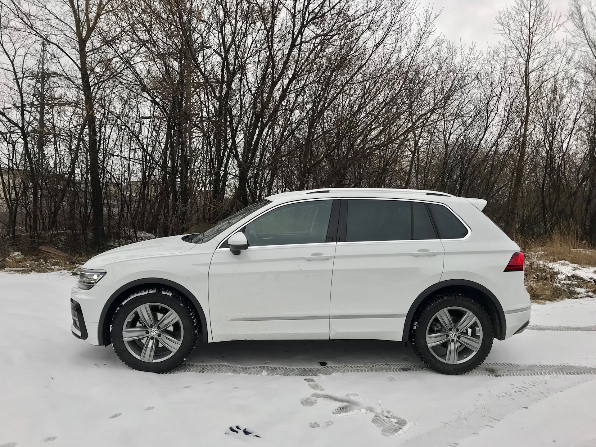 40. Шины 235/55 R19 на Volkswagen Tiguan 1.4 л. — не рискнул. — Volkswagen  Tiguan (2G), 1,4 л, 2018 года | шины | DRIVE2