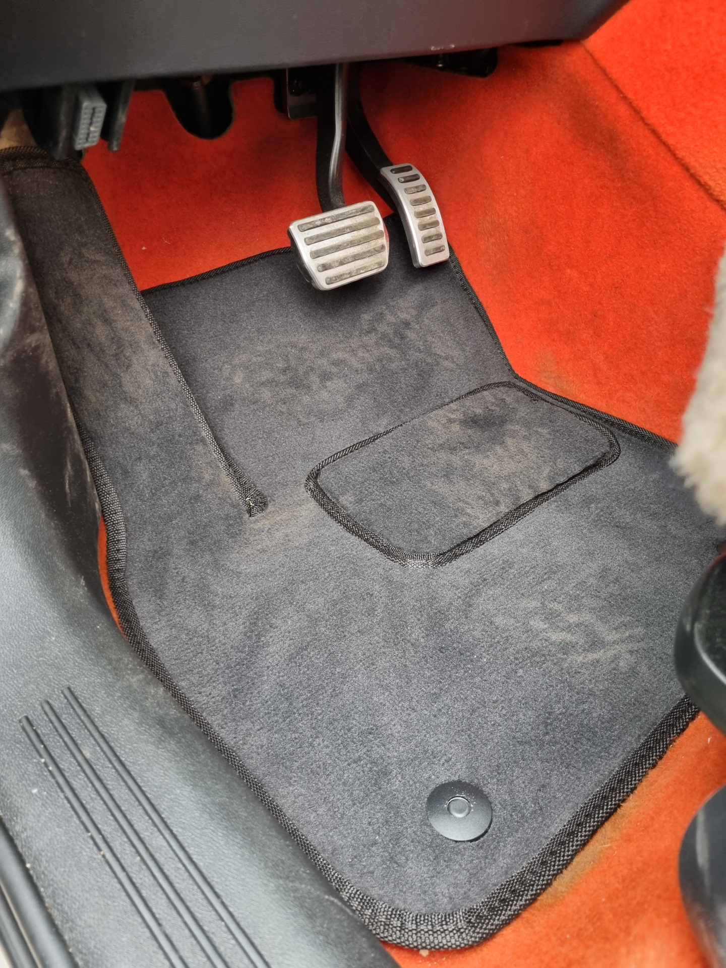 К зиме готов (переобувка, ковры, химчистка) — Volvo XC40, 2 л, 2019 ...