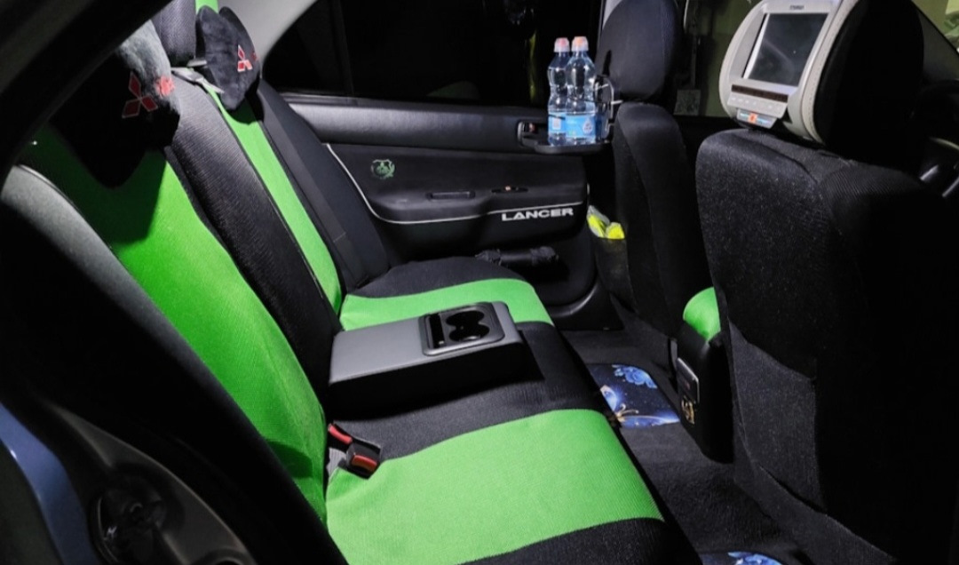 Подлокотник на заднее сиденье. — Mitsubishi Lancer IX, 1,6 л, 2005 года ...