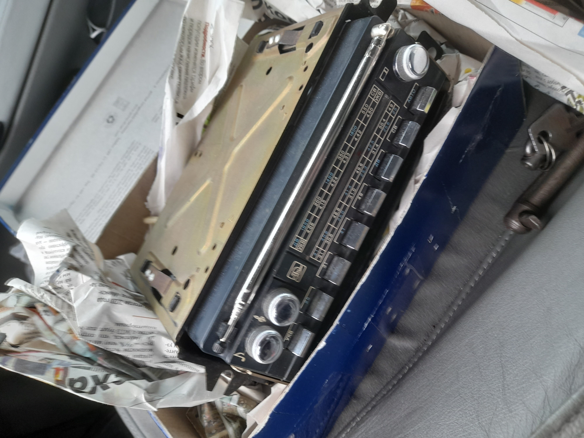 Музыка — ИЖ Москвич 412, 1,5 л, 1976 года | автозвук | DRIVE2