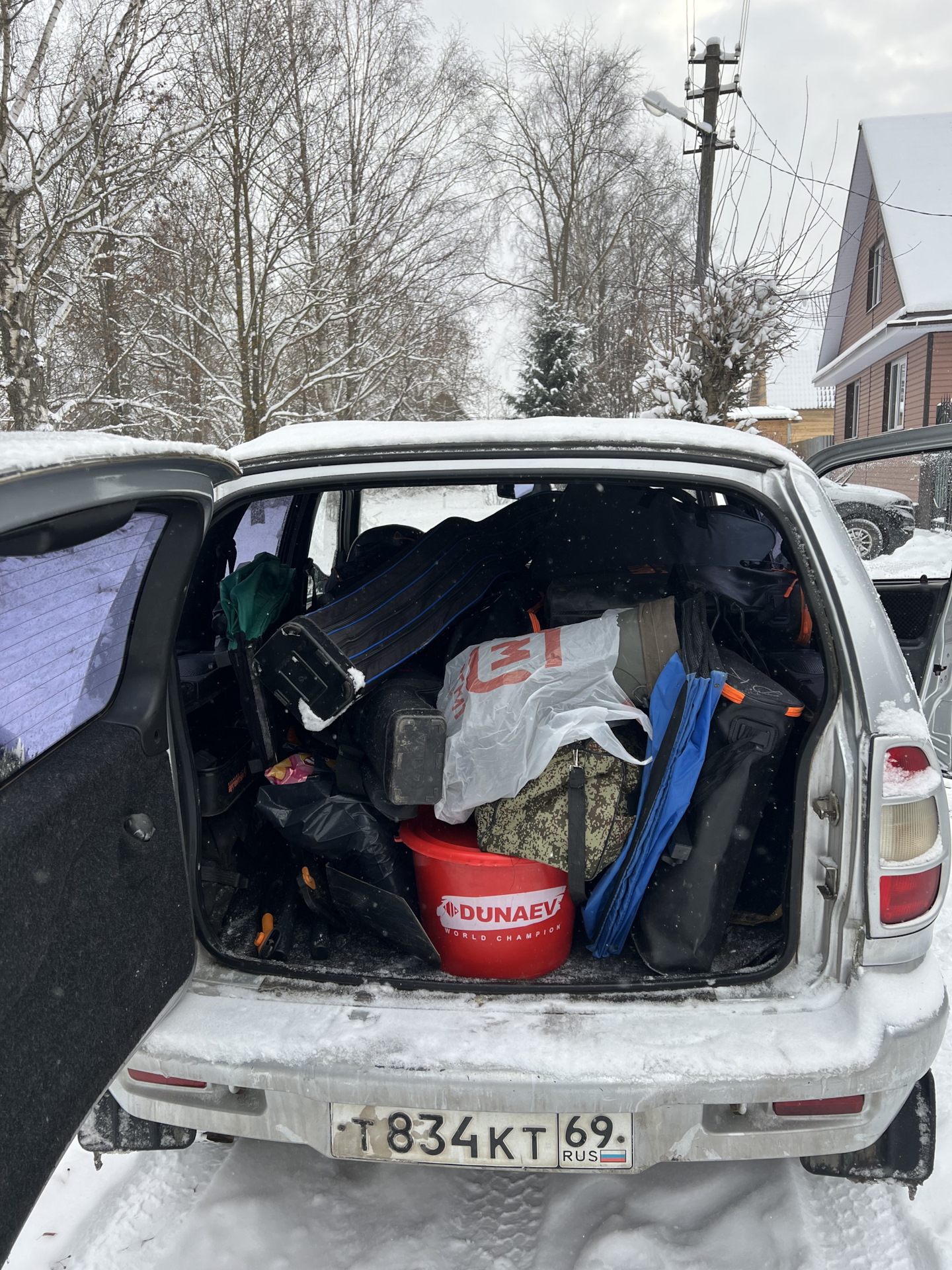 Как я увеличил объем багажника на 460л — Chevrolet Niva (1G), 1,7 л ...