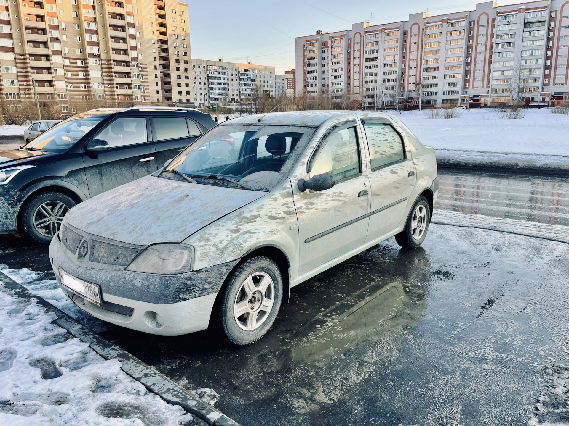 #131 (погода — 3 ноября) — Renault Logan (1G), 1,6 л, 2011 года | мойка ...