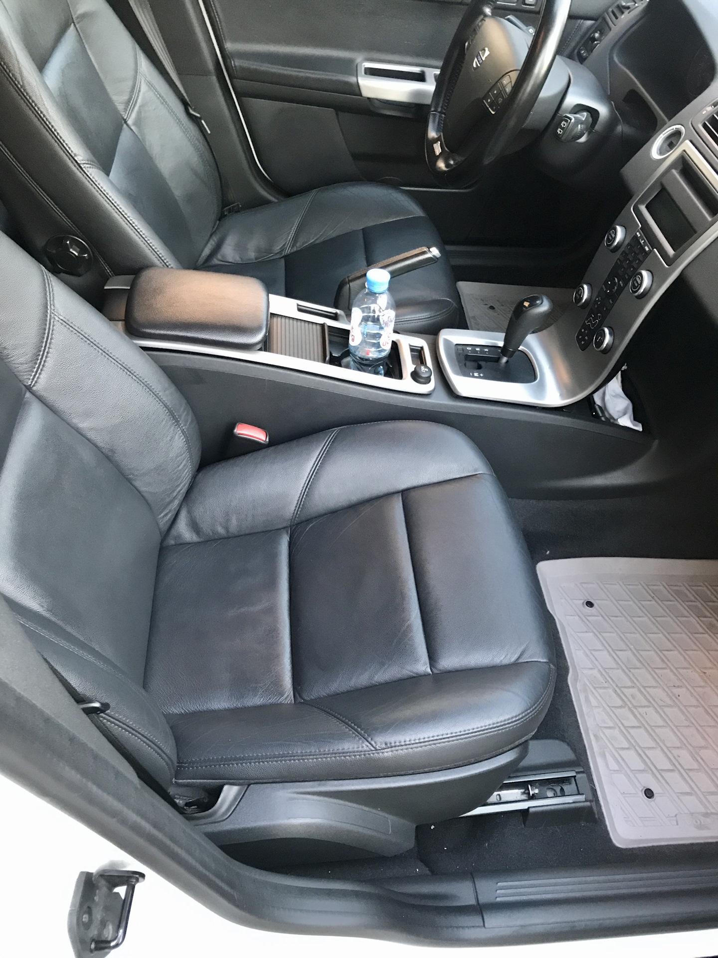Обивка сидений. — Volvo V50, 2,4 л, 2007 года | своими руками | DRIVE2