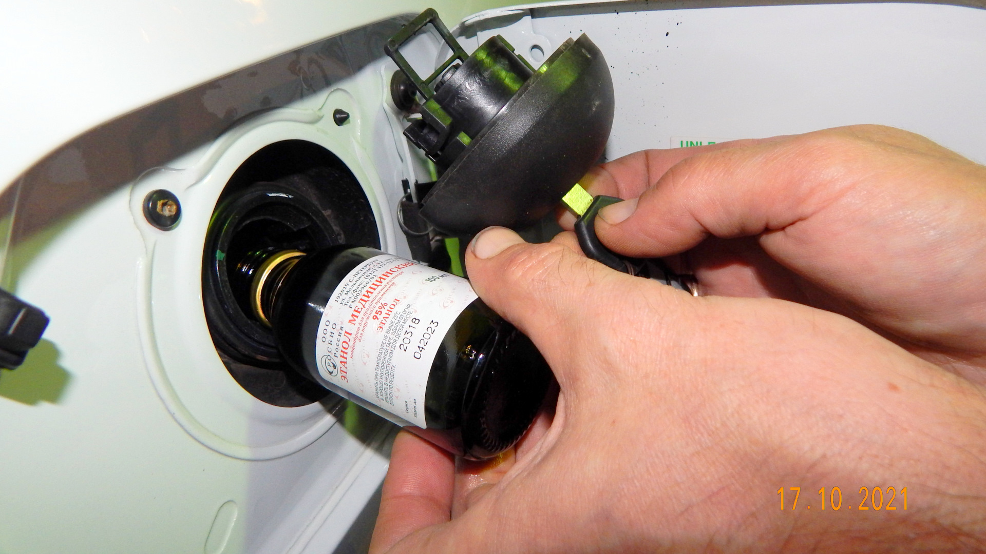 Ежегодное удаление влаги из бензобака — удалитель влаги из топливного ...