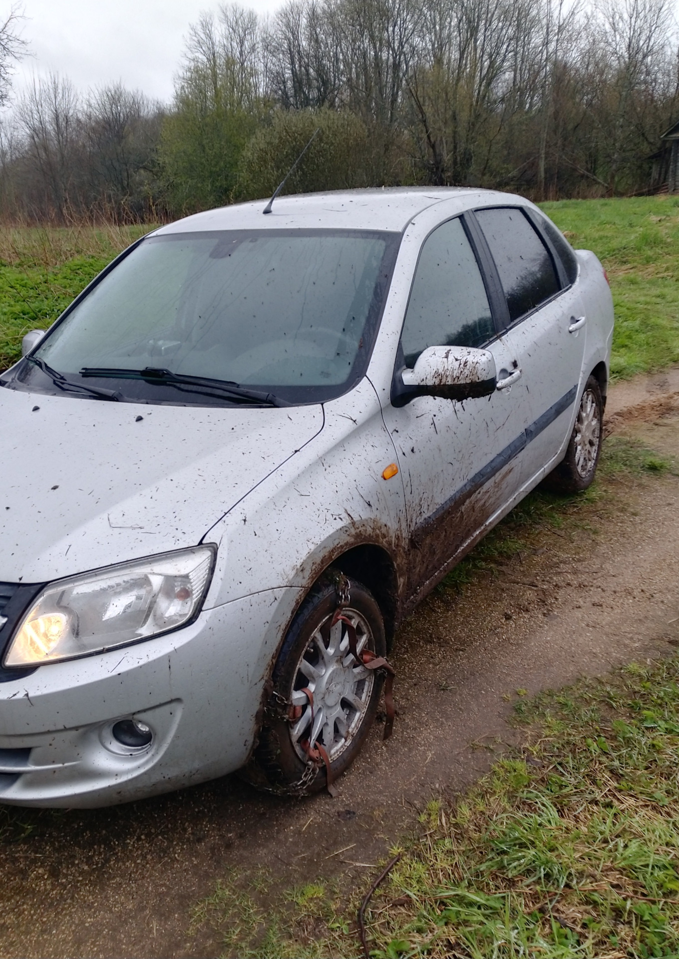 Приключения автомобиля Lada Granta и его водятела — Lada Гранта, 1,6 л,  2018 года | эвакуация | DRIVE2