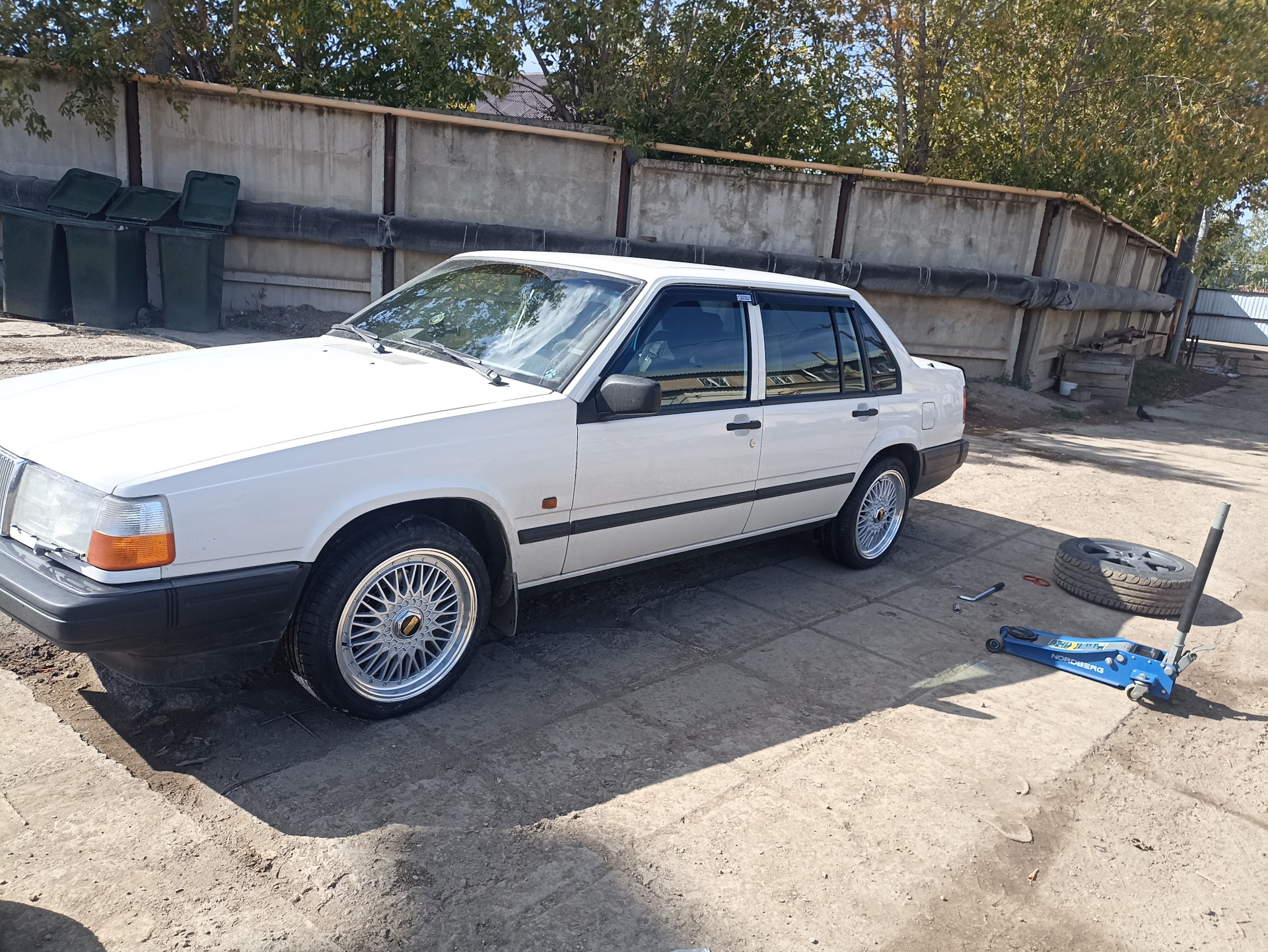 Какой вылет родной у дисков на на — Volvo 940, 2,3 л, 1991 года ...