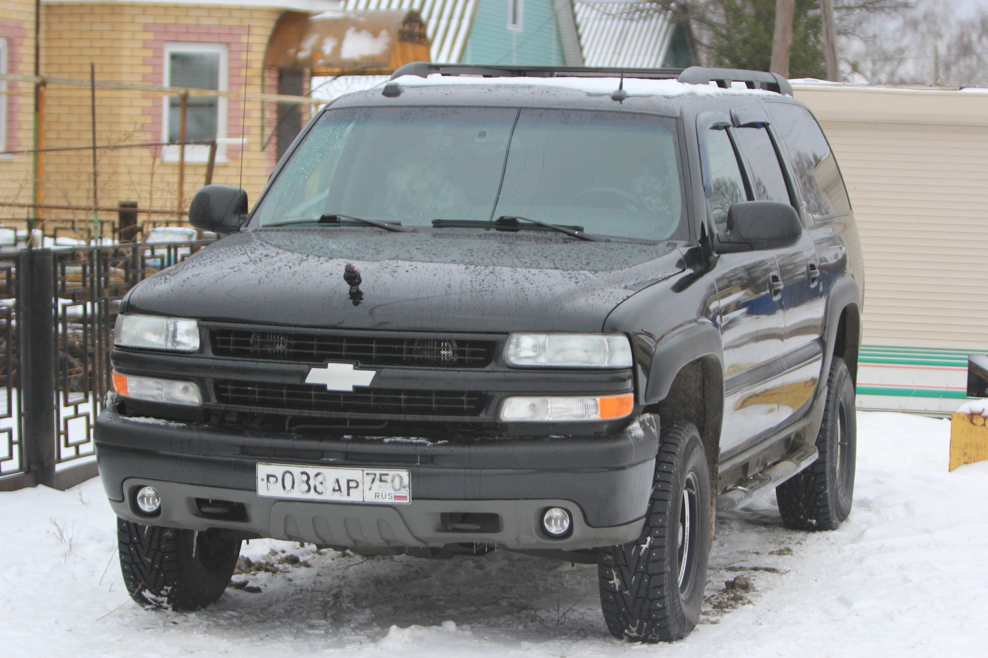 Утиные истории(Утка на капот) — Chevrolet Tahoe (GMT800), 5,3 л, 2004 года  | стайлинг | DRIVE2