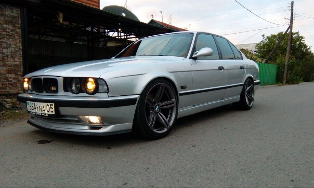 Bmw e34 диски. 21 стиль бмв е34. е34 стиль. Bmw e34 37 style. Bmw e34 95 стиль.