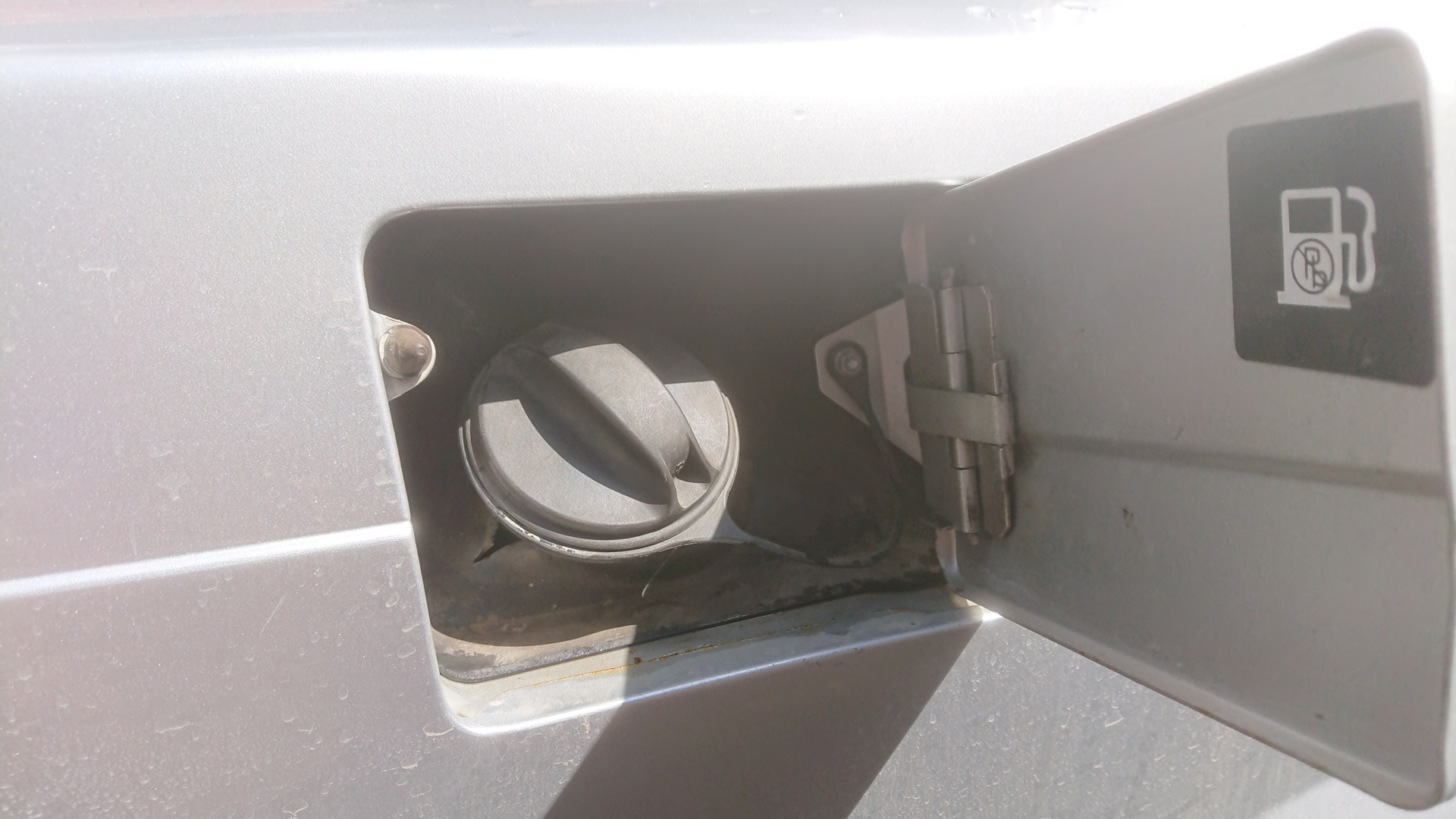 Потерял крышку бензобака)) — Lada 21054, 1,6 л, 2008 года | расходники ...