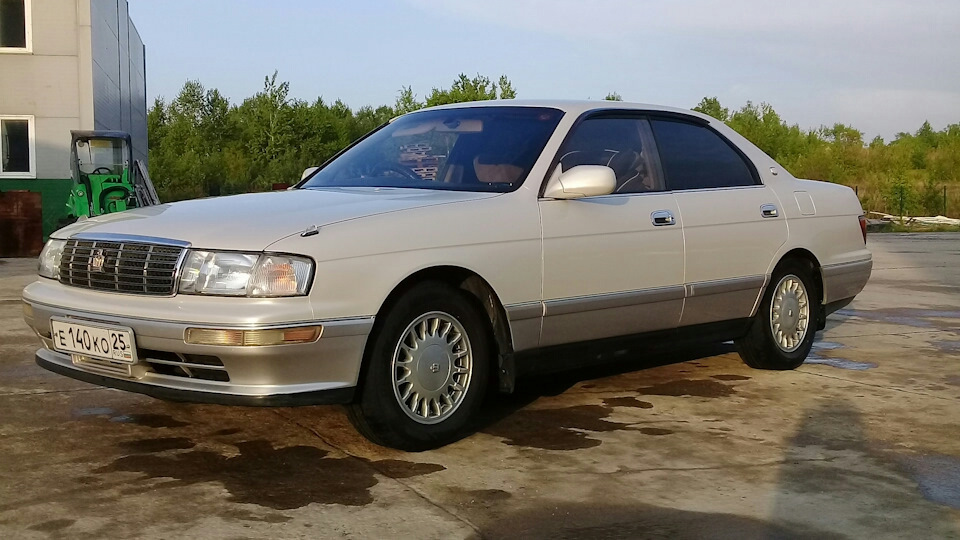 Краун 140. Toyota Crown 140. Тойота Crown 140 кузов. Toyota Crown 140 Рестайлинг. Toyota Crown 1995 140 кузов.