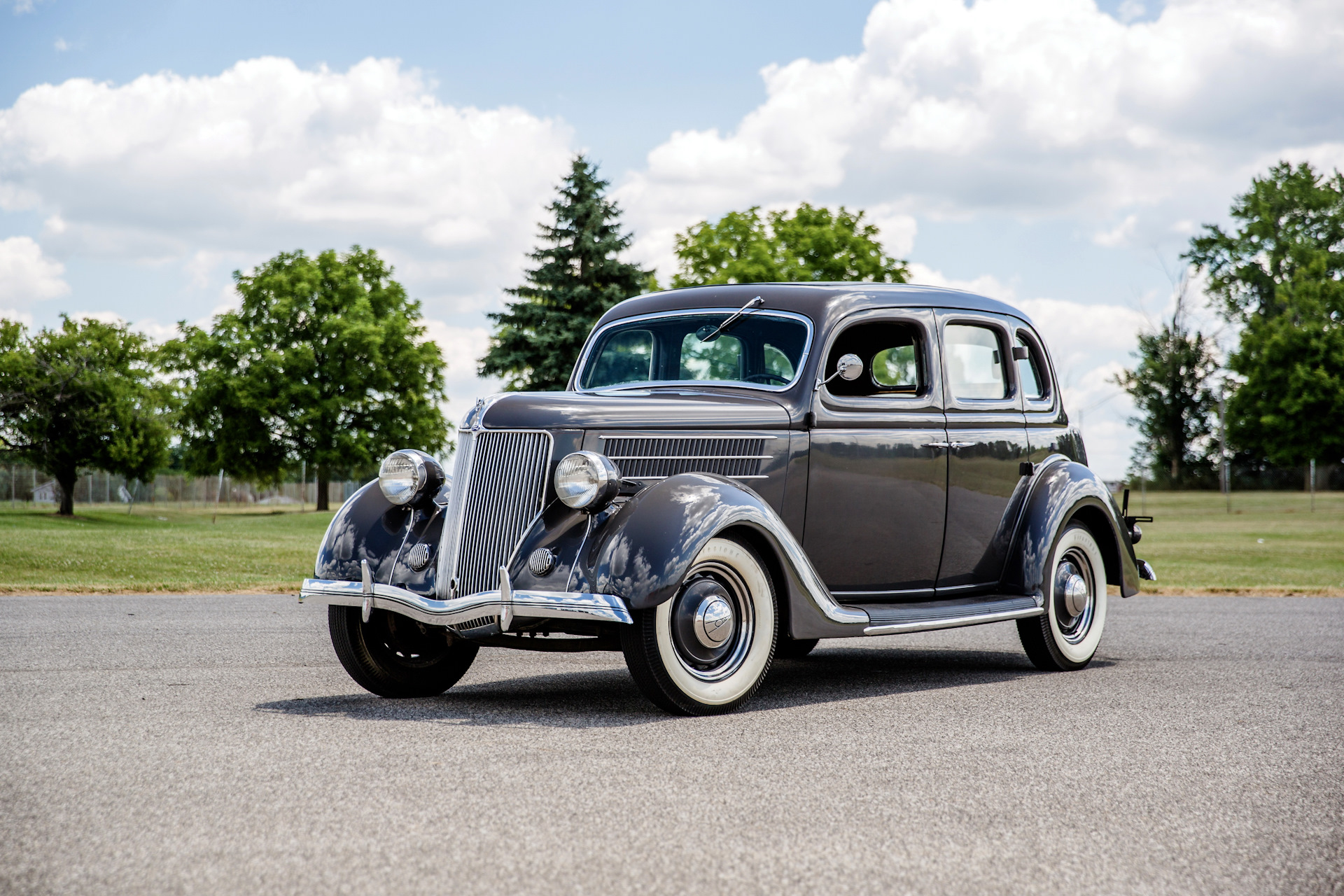 1936 Ford Roadster Deluxe