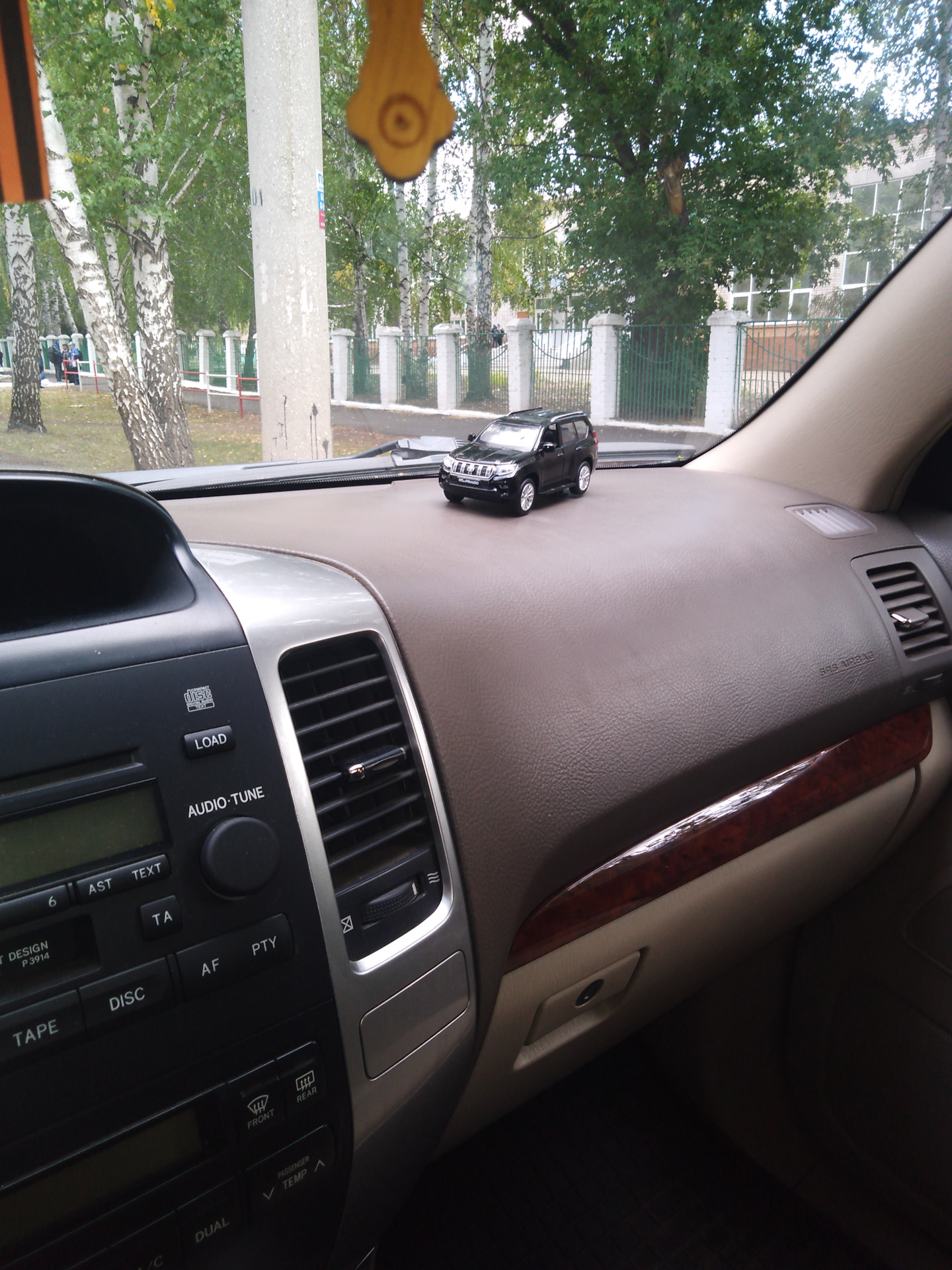 Чёрная утка на капот — Jeep Grand Cherokee (WK2), 3,6 л, 2012 года ...