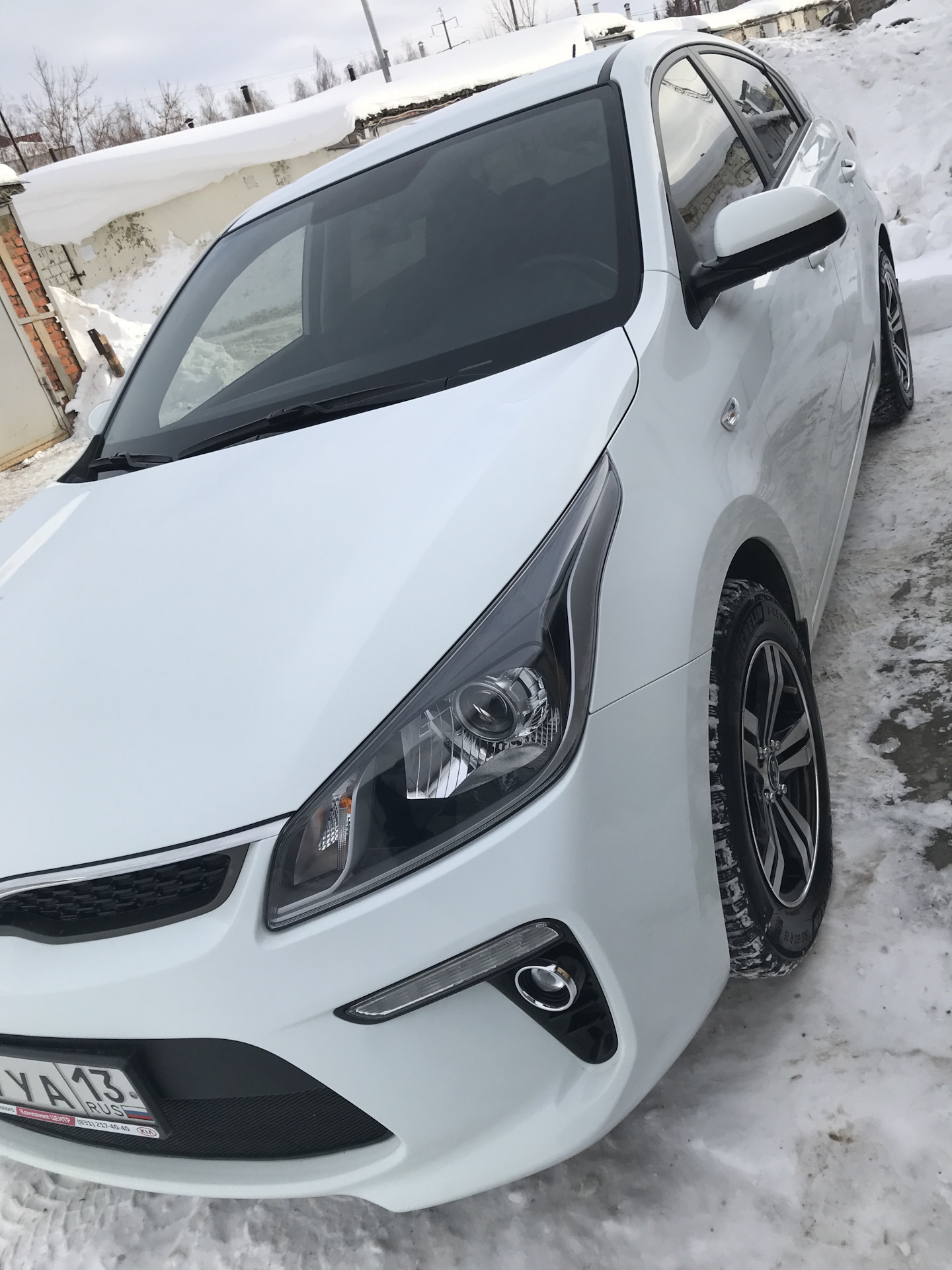 Установка би-лед линз — KIA Rio (4G), 1,6 л, 2020 года | тюнинг | DRIVE2