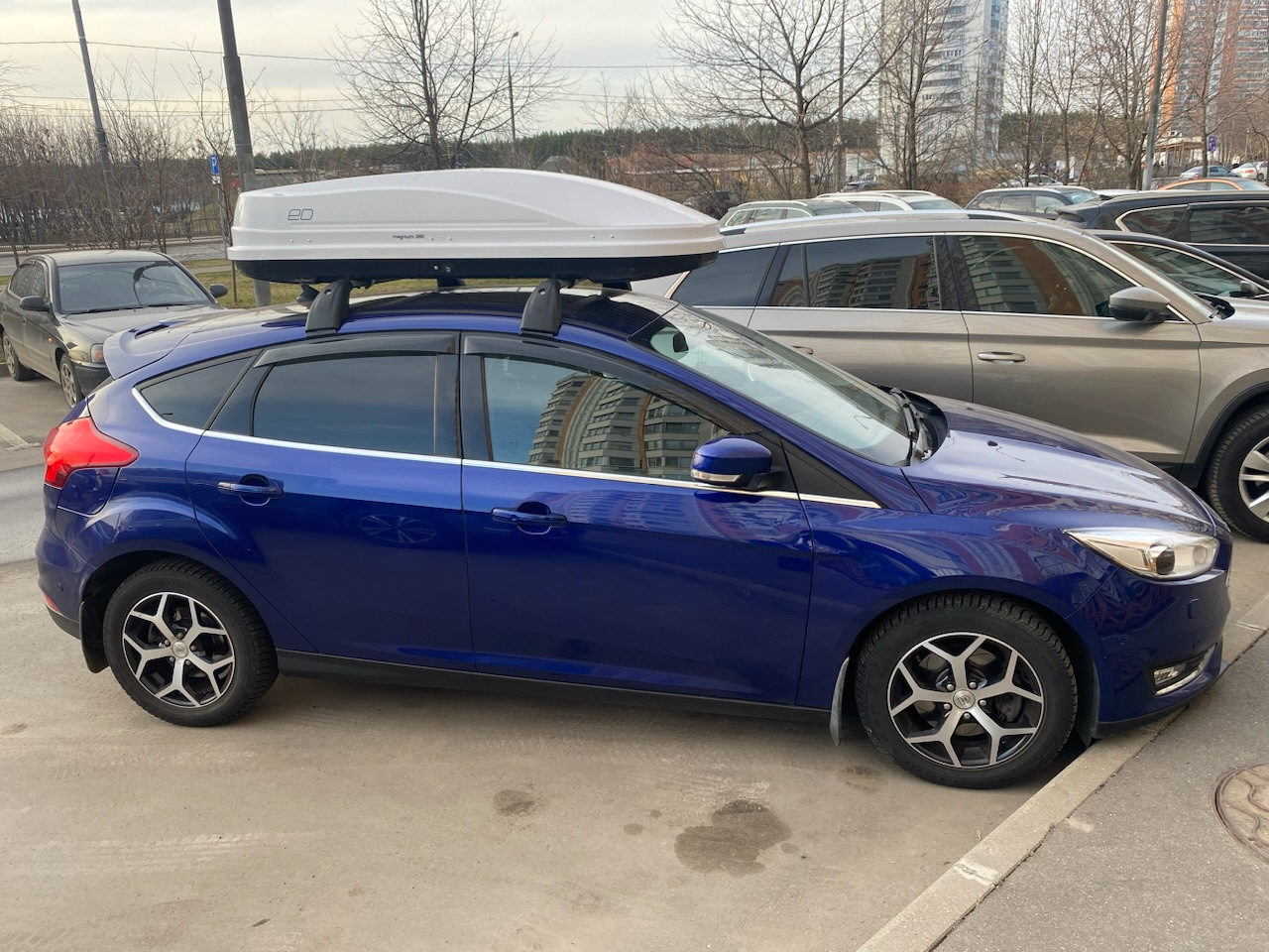 Багажник на крышу Форд фокус 3 — Ford Focus Hatchback III, 1,6 л, 2011 ...