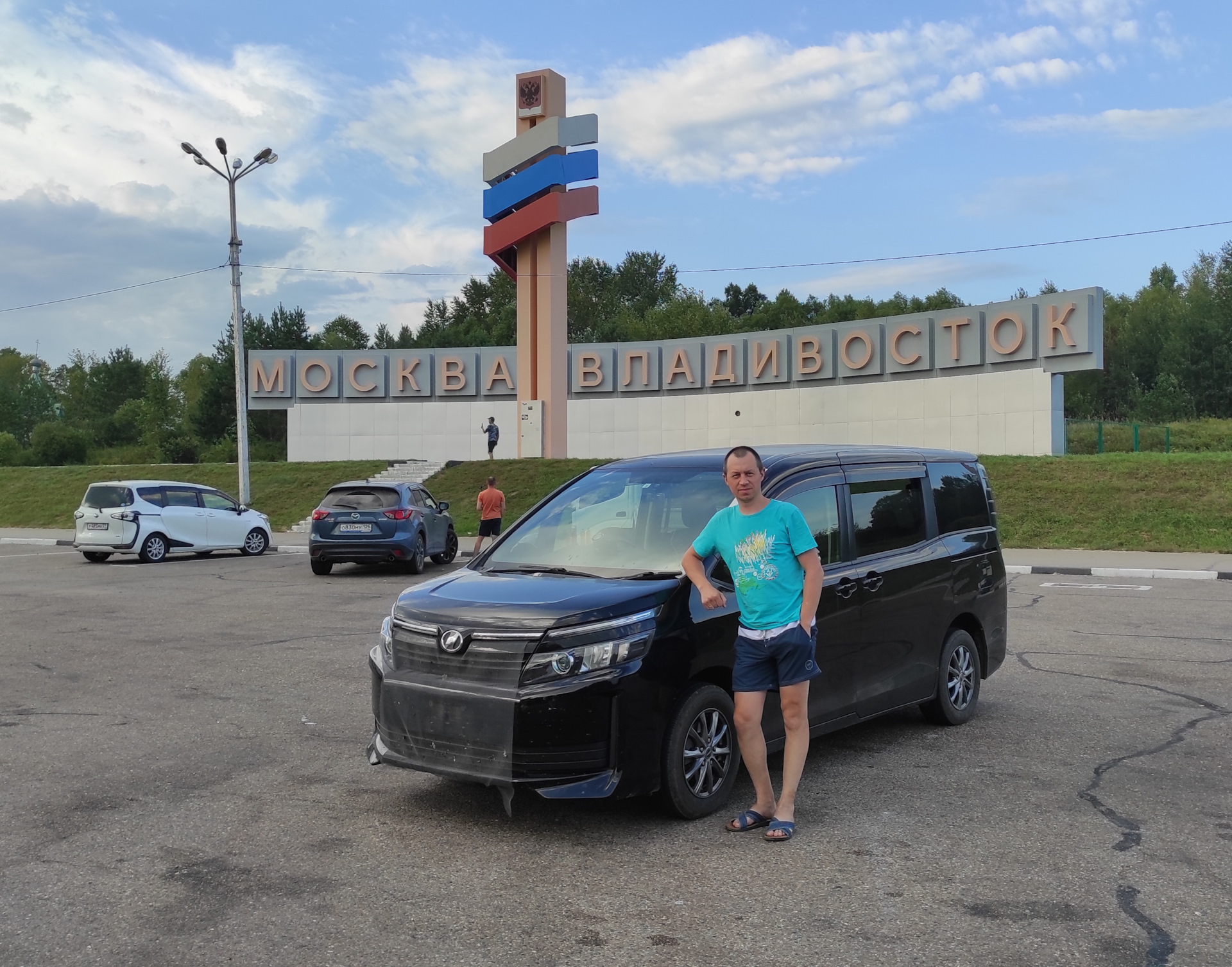 Поездка во Владивосток за автомобилем мечты — Toyota Noah (3G), 2 л, 2017  года | путешествие | DRIVE2