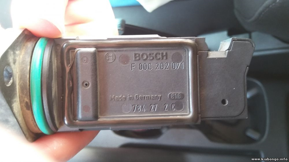 Можно ездить без дмрв. F00c2g2071 Bosch датчик. Bosch f00c 2g2 044. Датчик массового расхода воздуха Kia Bongo. ДМРВ f002g8338.