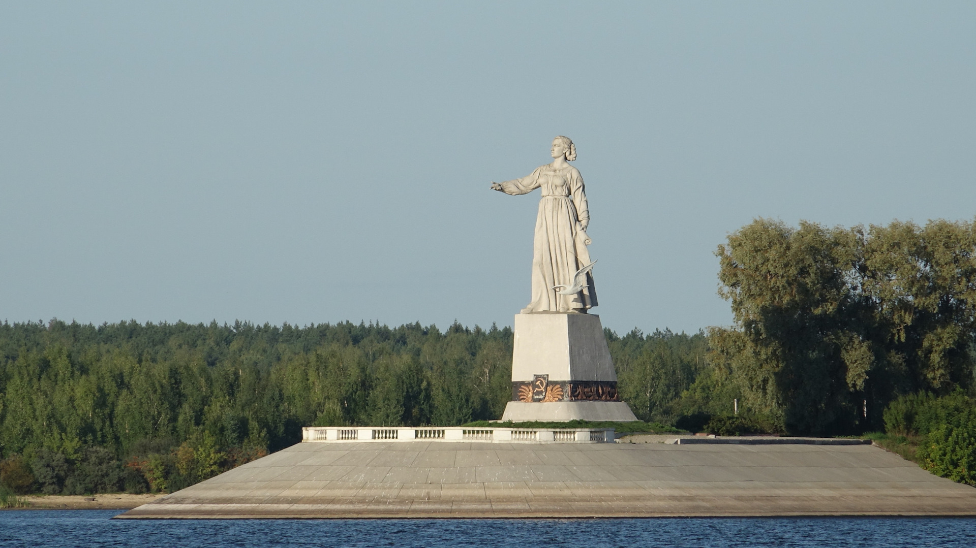 Ростов Великий — Ярославль — Рыбинск — Кострома — Вятское (автопутешествие  из Петербурга) — Сообщество «Драйвер-Путешественник» на DRIVE2