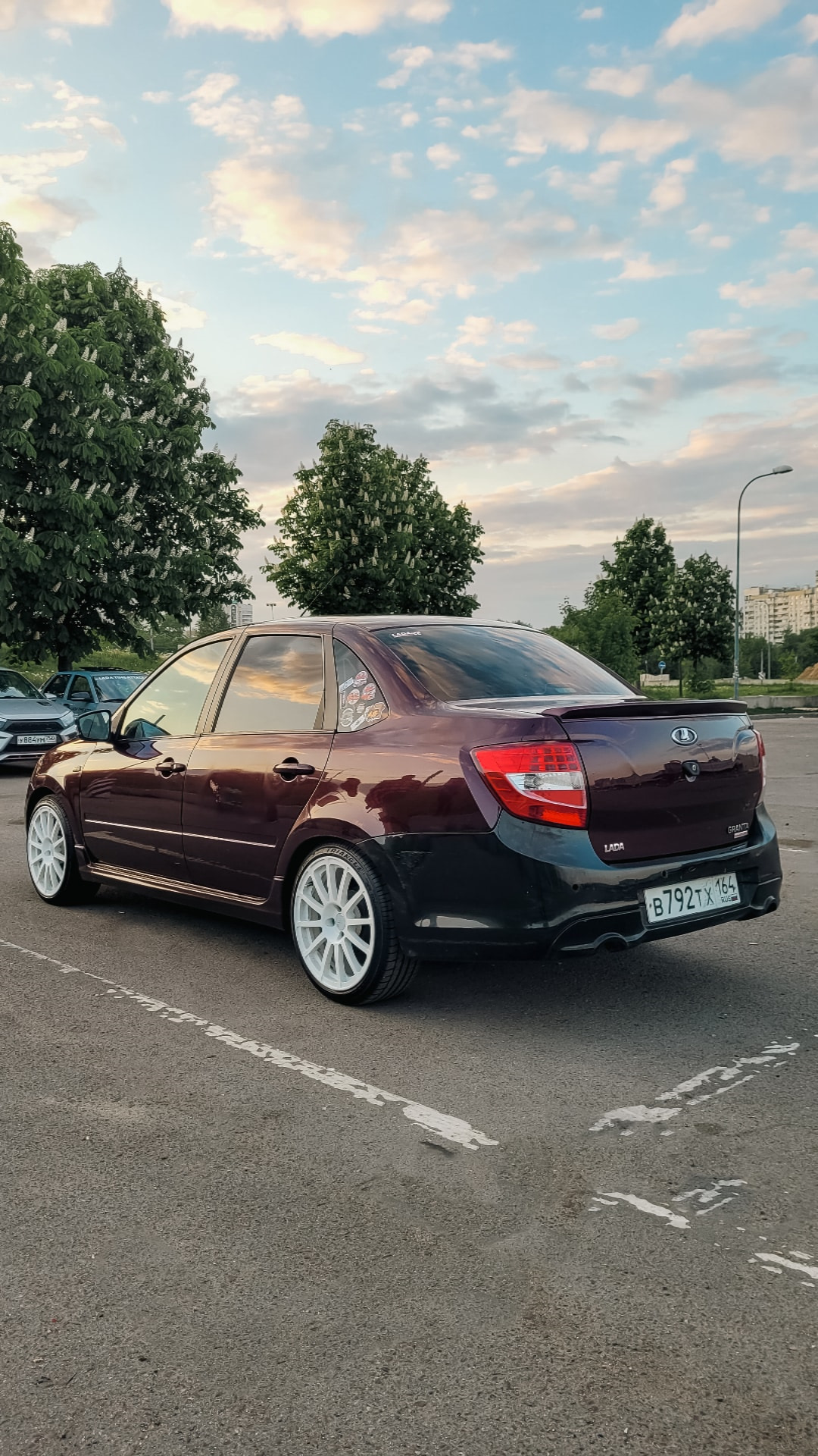 Обвес Гранта Спорт. Часть 3. Пороги и спойлер — Lada Гранта, 1,6 л ...