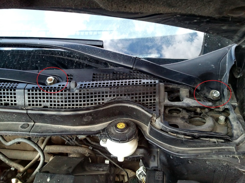 Уплотнитель капота паджеро 4 аналог - 83 фото