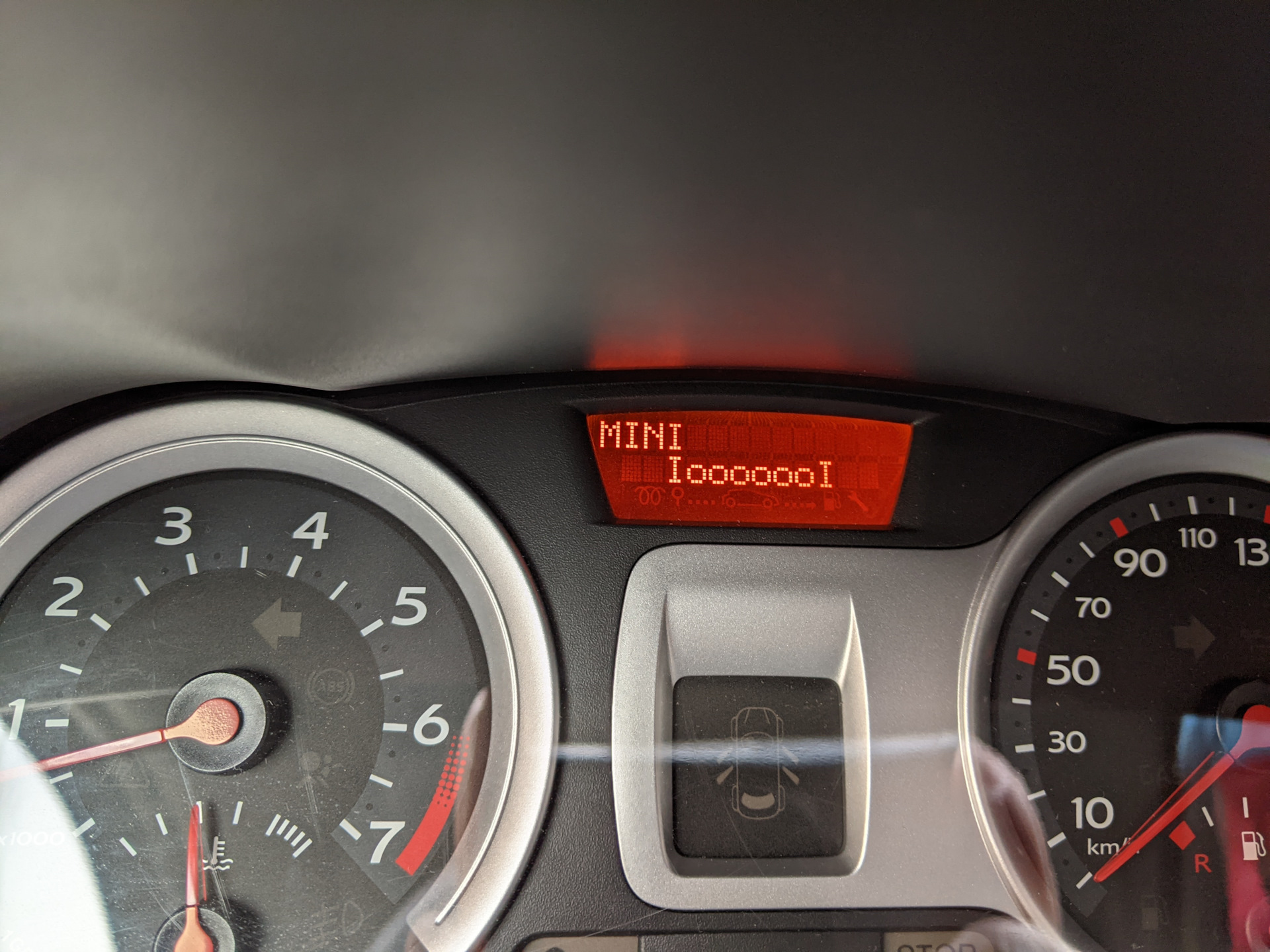 Масляный щуп: кривой или так нужно? — Renault Clio III, 1,6 л, 2008 ...