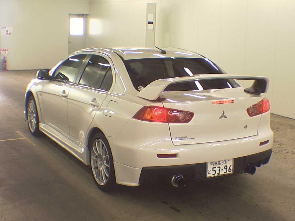 Mitsubishi galant fortis. Мицубиси лансер 9 японец. Митсубиси лансер япония. Новый митсубиси лансер 2022. Лансер распил.