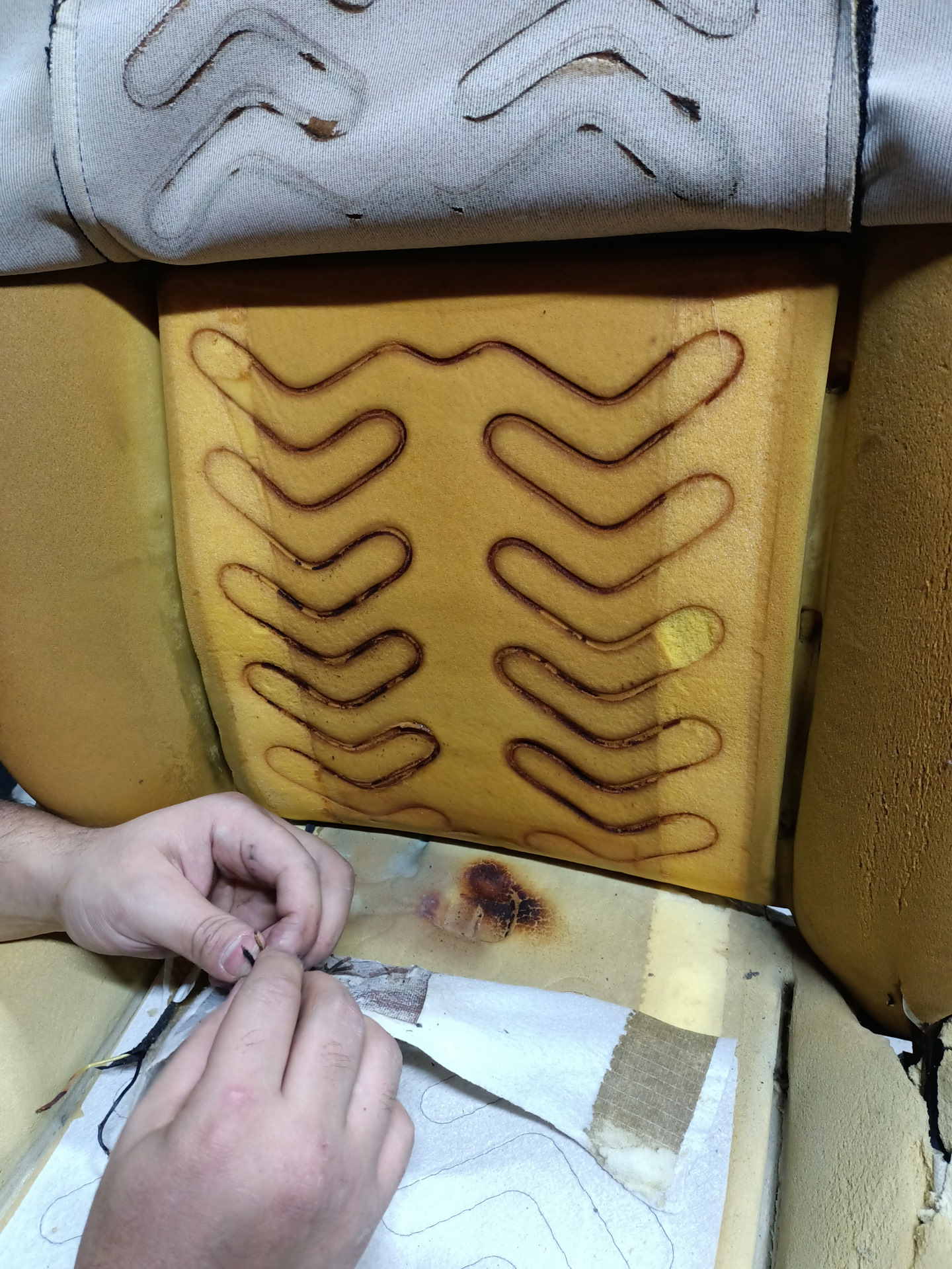 Подогрев передних сидений Ларгус — Lada Ларгус, 1,6 л, 2014 года ...