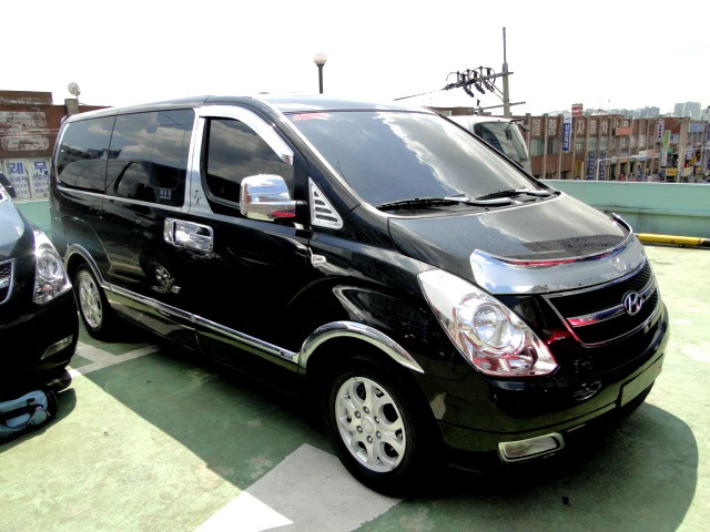 Ес транзит авто из кореи. Hyundai Starex 2008 Tuning. Hyundai Grand Starex, 2008 тюнинг. Стайлинг Гранд Старекс. Hyundai h1 Стайлинг.