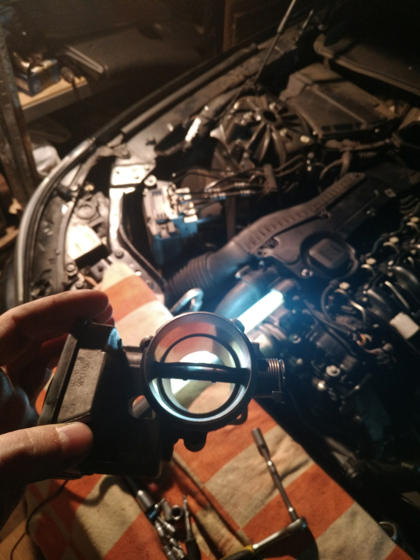 Удаление клапана ЕГР/EGR — BMW 5 series (E60), 3 л, 2007 года | своими ...