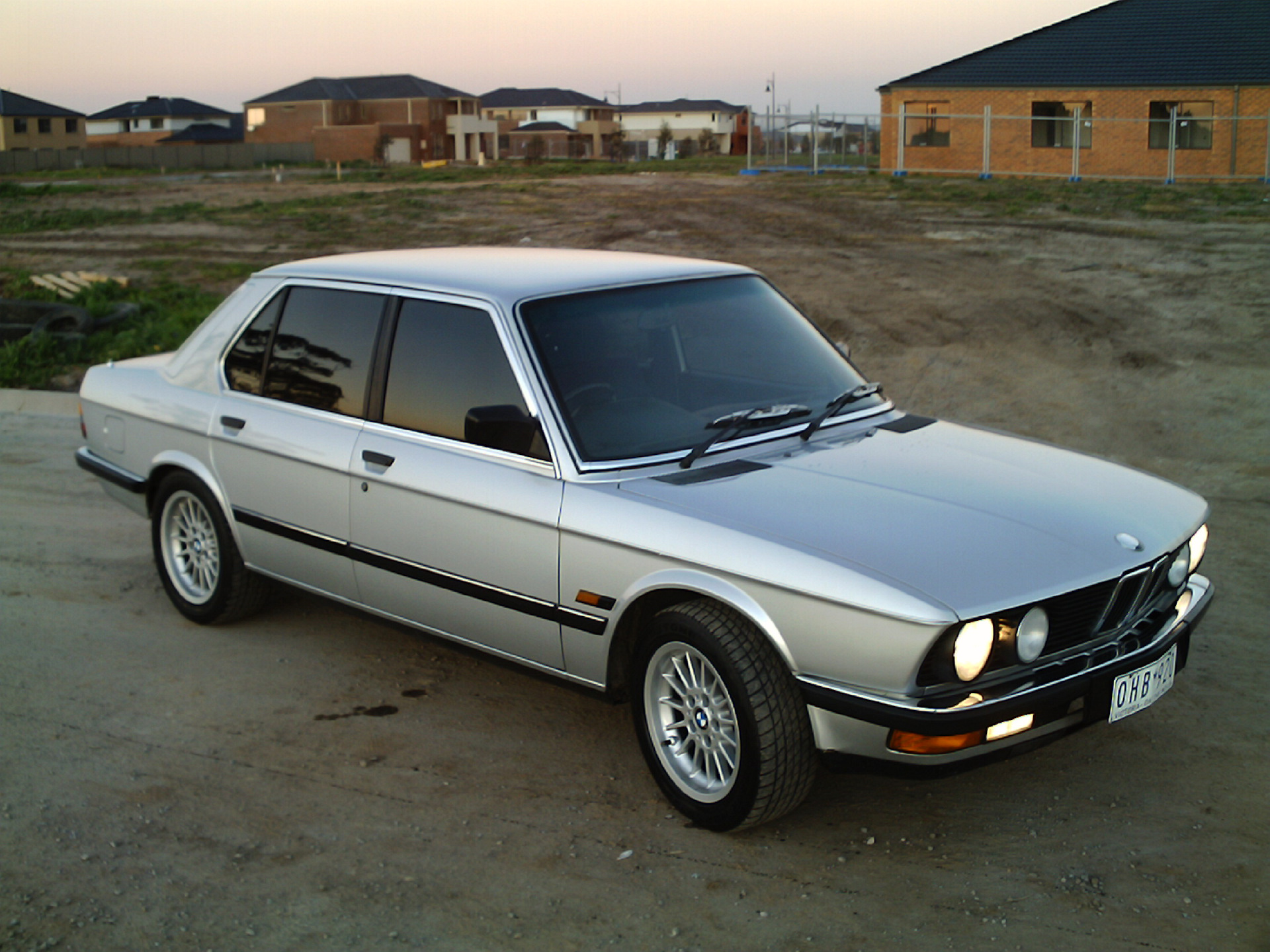 40 лет БМВ Е28 — BMW 5 series (E28), 2 л, 1986 года | наблюдение | DRIVE2