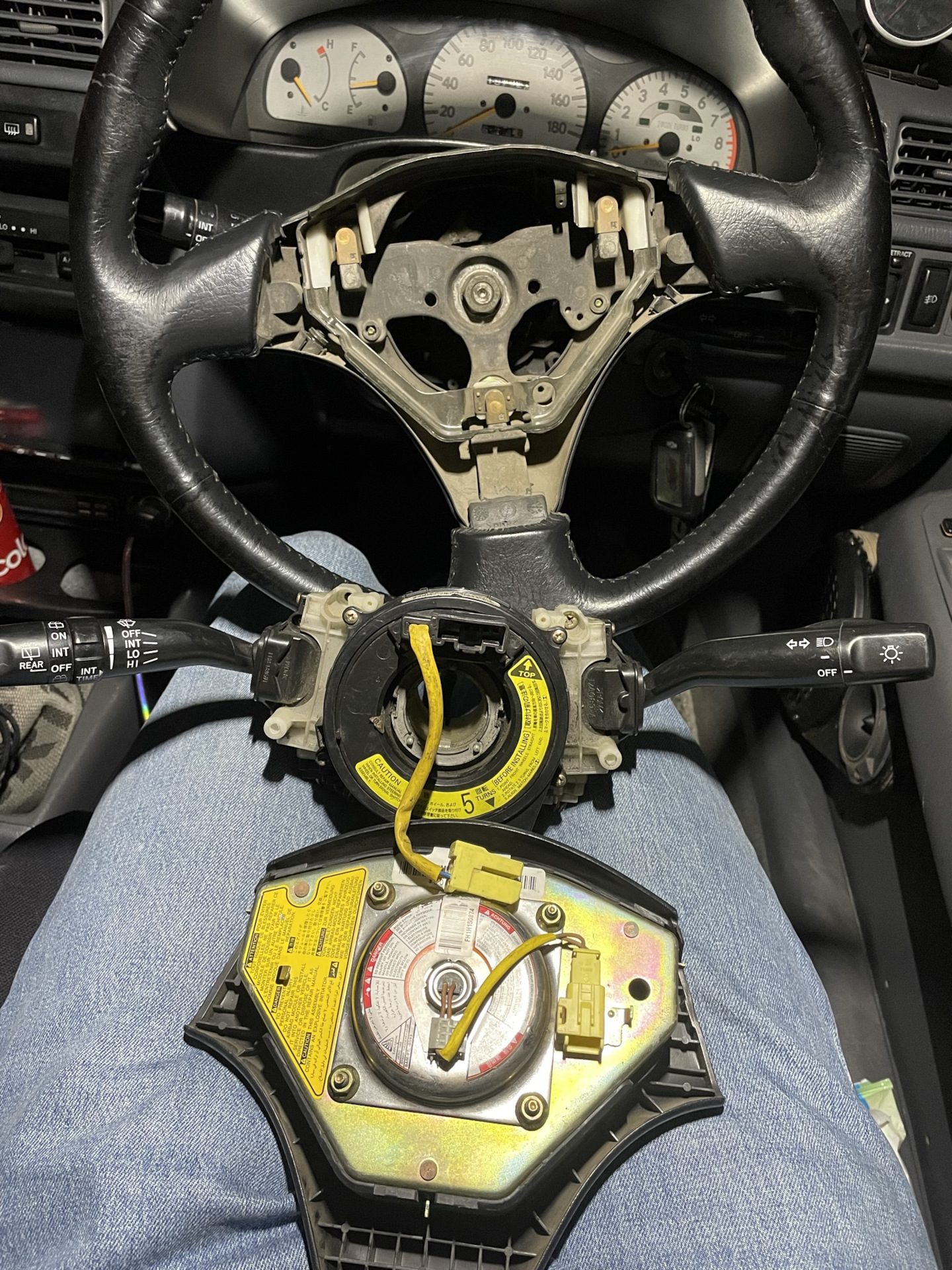 Вопрос к знатокам. По поводу сигнала на руле… — Toyota Starlet (90), 1 ...