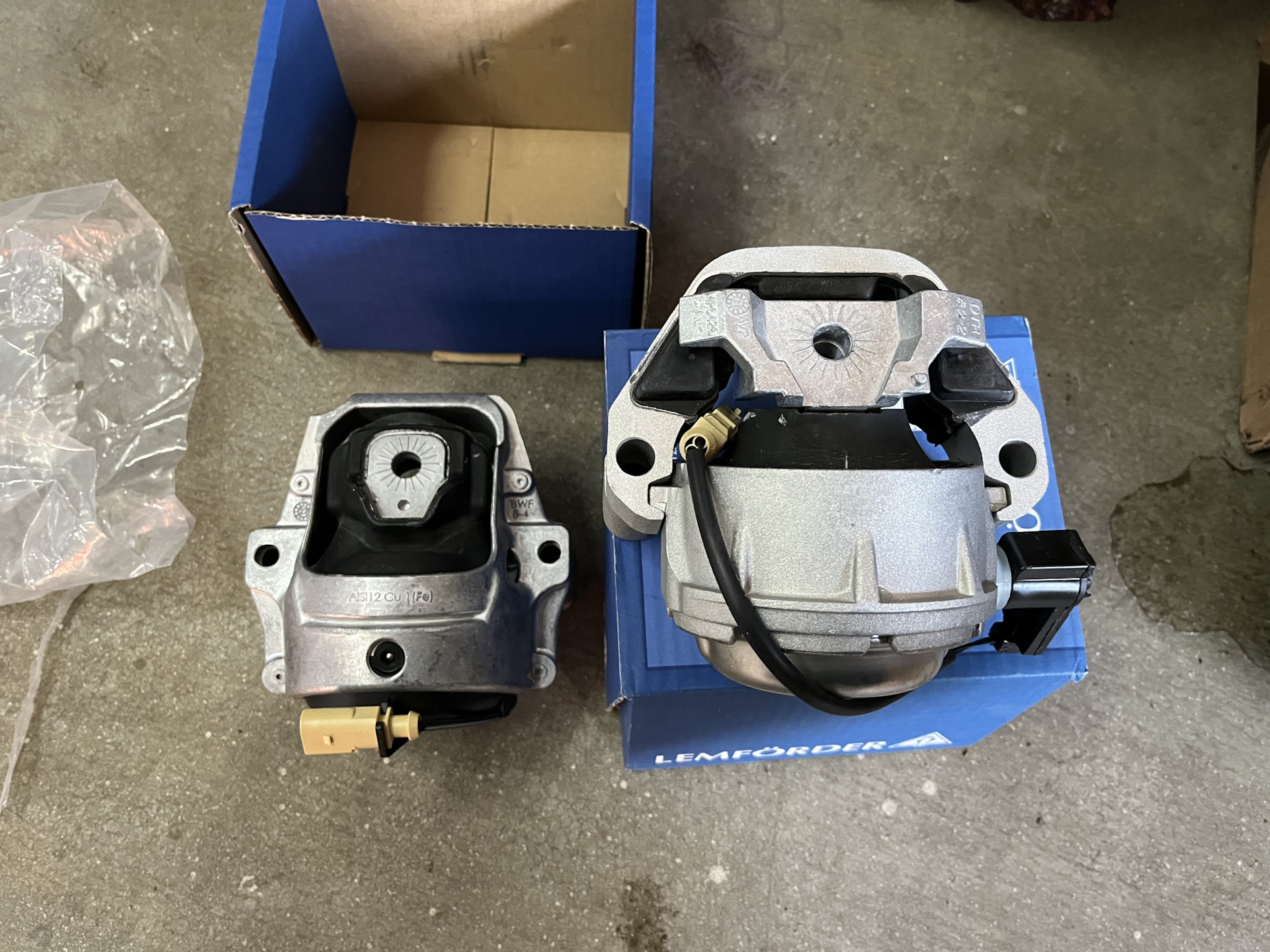 Гидроопора двигателя — Audi A6 (C7), 1,8 л, 2016 года | запчасти | DRIVE2