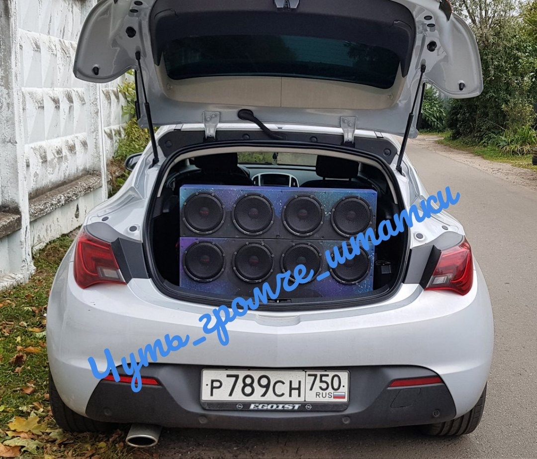 Звук опеля. Opel Astra GTC автозвук. Astra j GTC автозвук. Opel Astra j характеристики Автозвука.