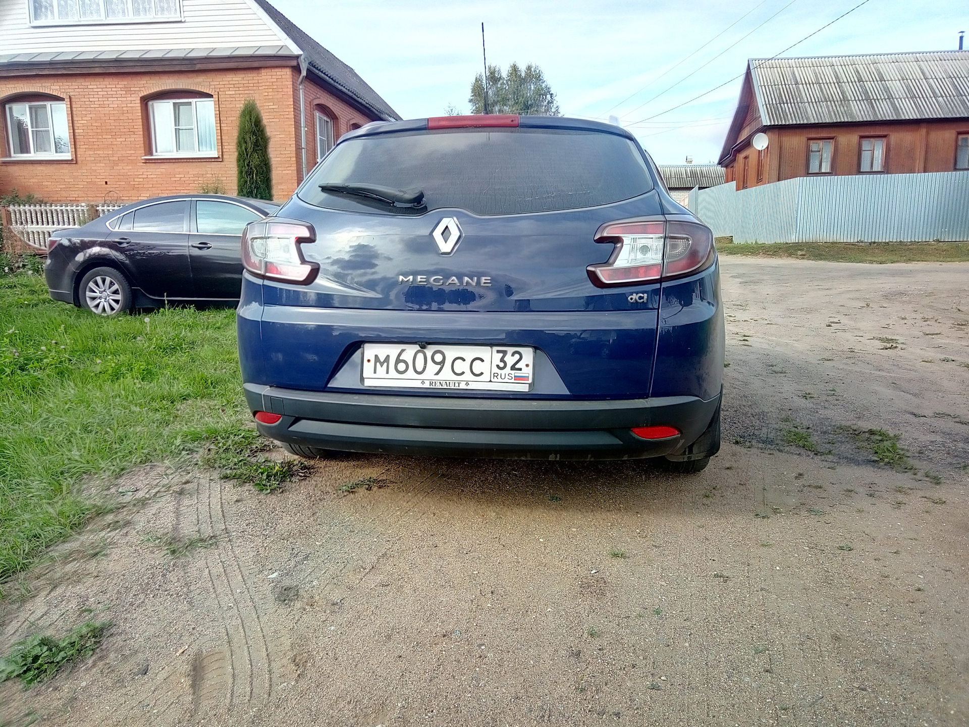 Как я себе подбирал авто — Renault Megane III, 1,5 л, 2010 года | покупка  машины | DRIVE2