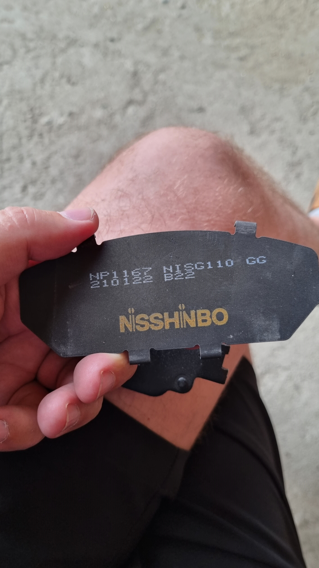 NISSHINBO Колодки автомобильные — Toyota RAV4 (5G), 2,5 л, 2021 года ...