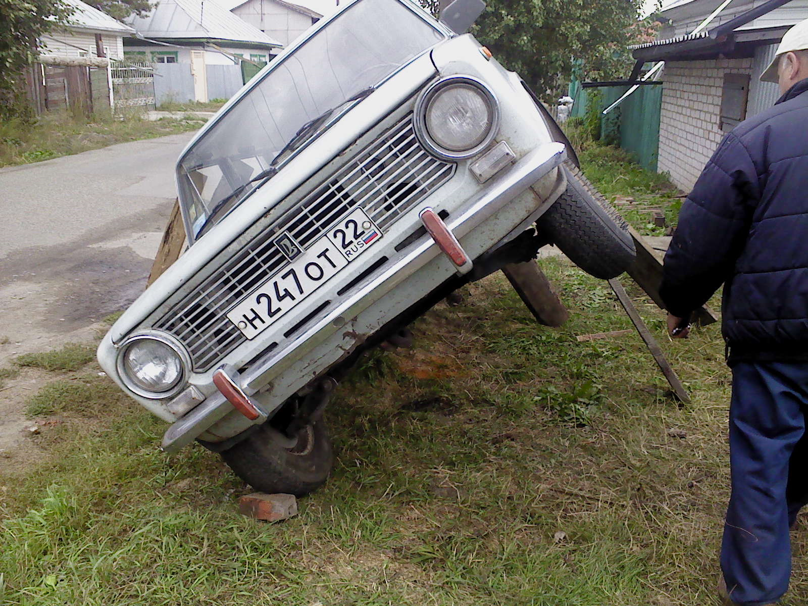 Мини эстакада для двора — Lada 2105, 1,3 л, 1986 года | своими руками |  DRIVE2